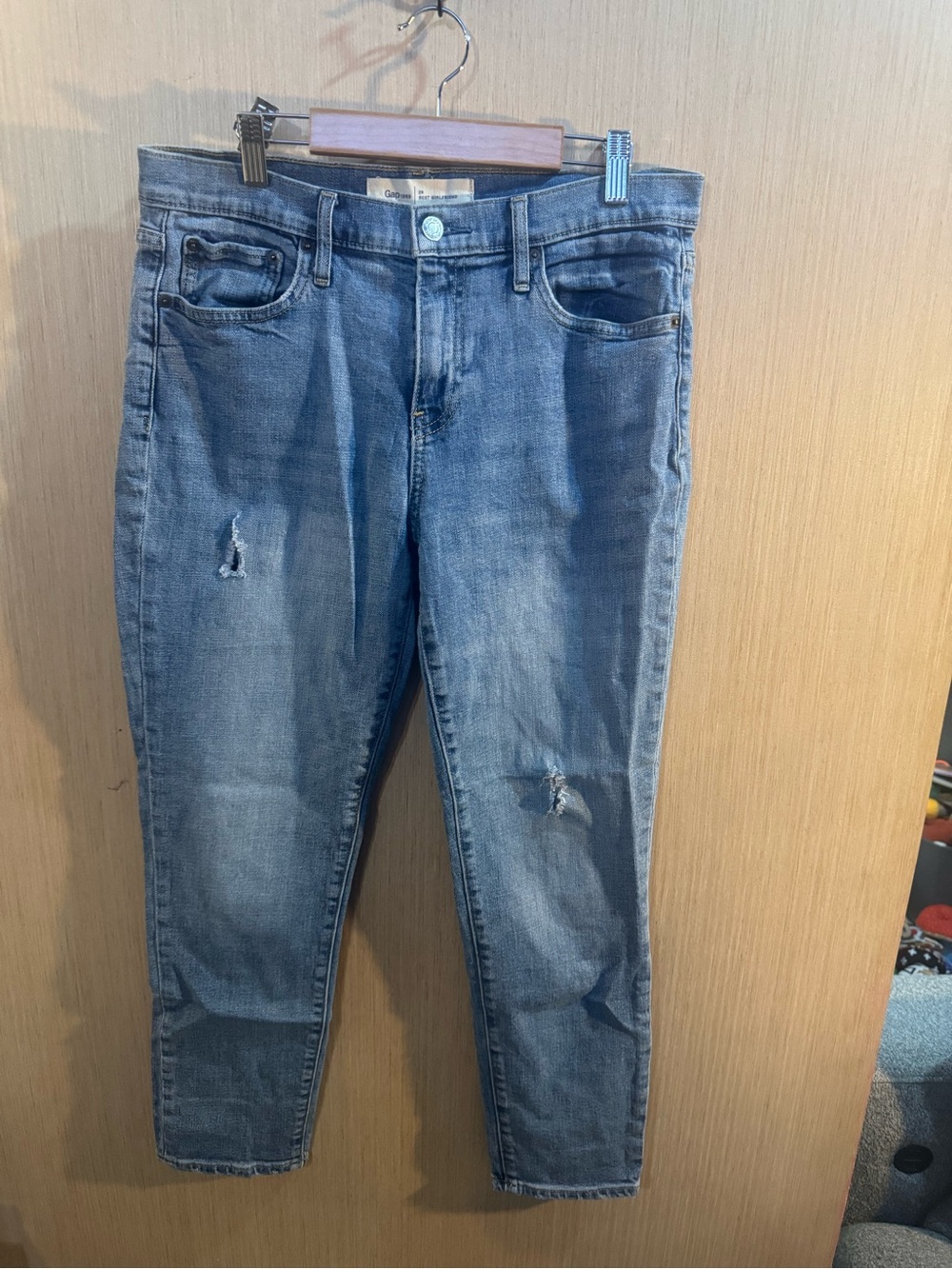 GAP Women's Best Girlfriend Jeans in Light Blue Wash Size 29